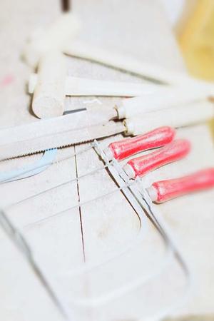 ハーフミラーでメタリック光沢を出す