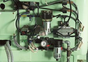 銅加工を扱う専門的な会社として